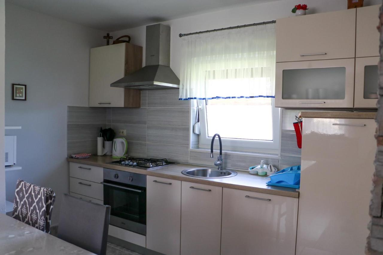 Apartment Filomena Smoljanac Eksteriør billede