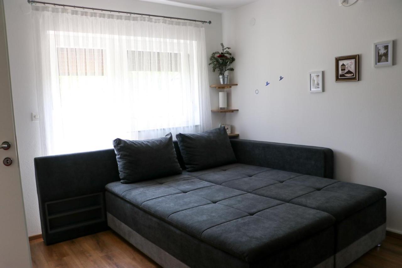 Apartment Filomena Smoljanac Eksteriør billede